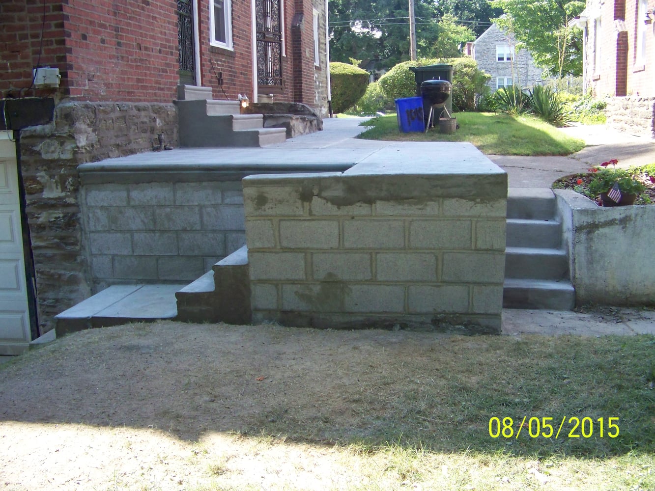 2339 Bryn Mawr Ave back patio