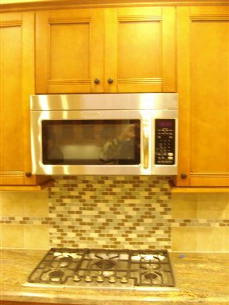 Kitchen Remodeling Project in Altadena by MDM Custom Remodeling Inc