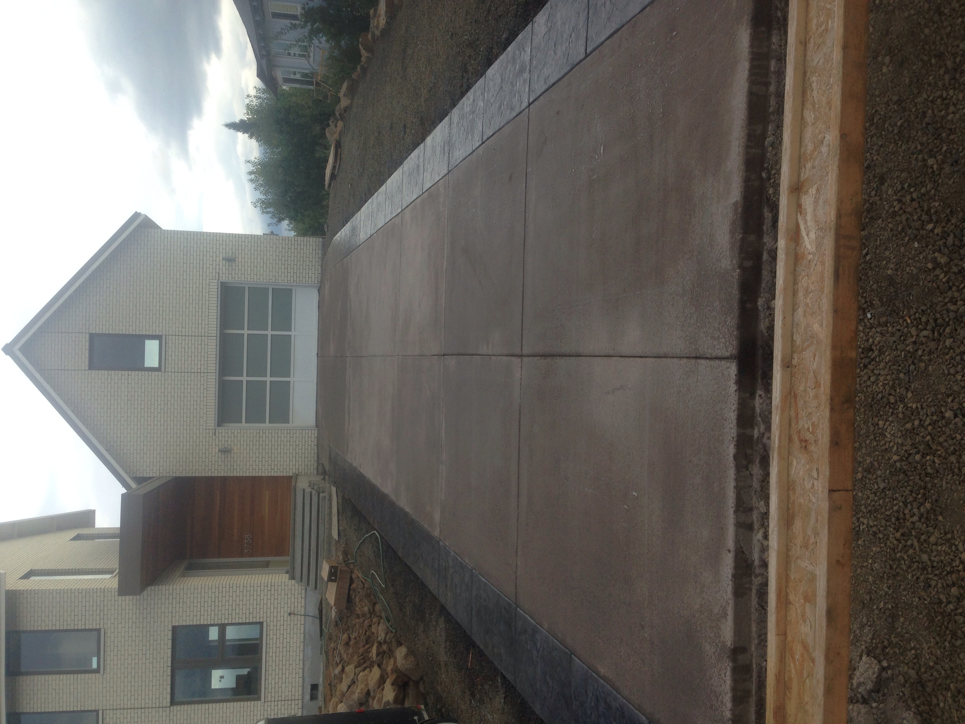 Levis Custom Concrete Llc