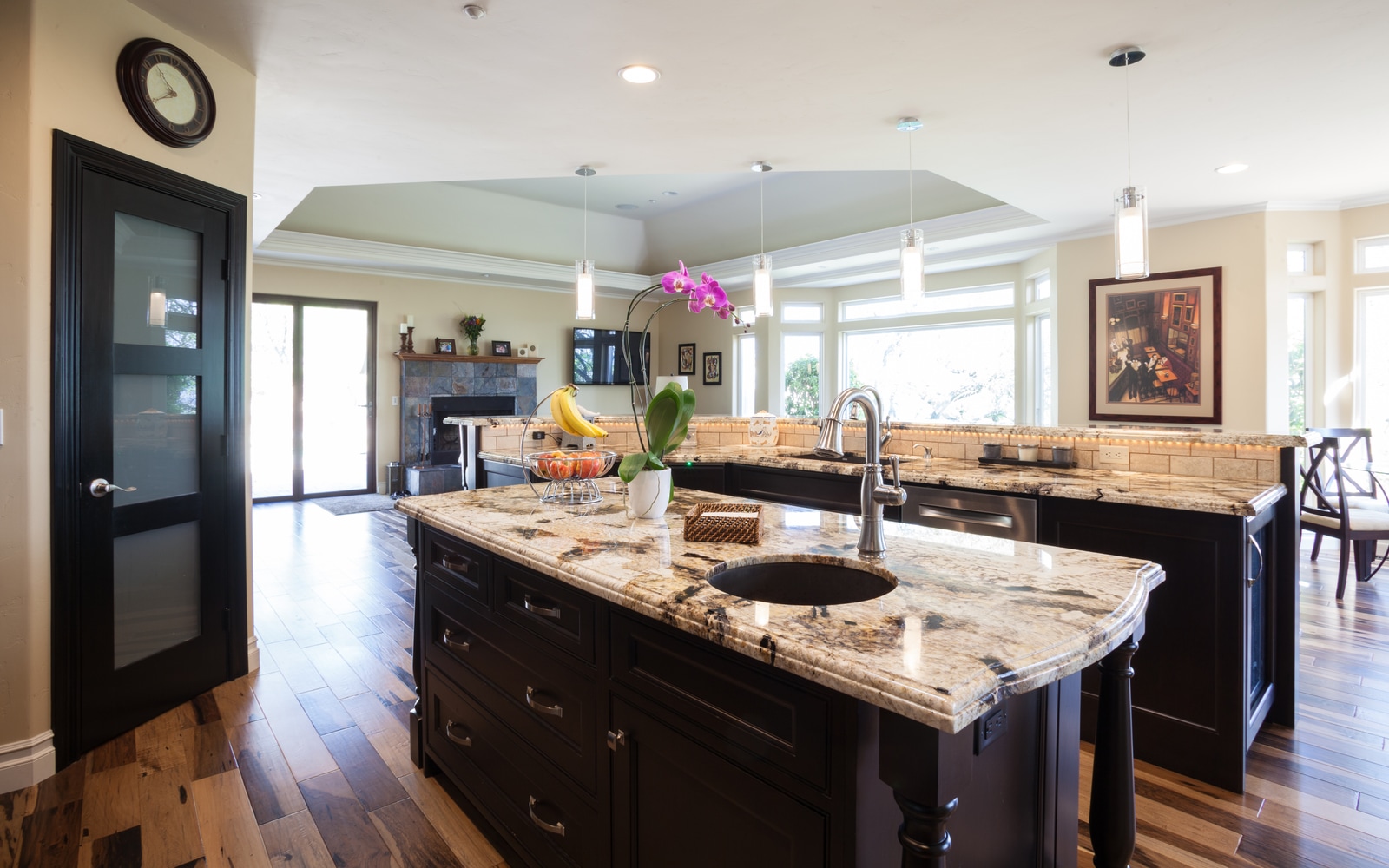 Refined Sycamore Kitchen