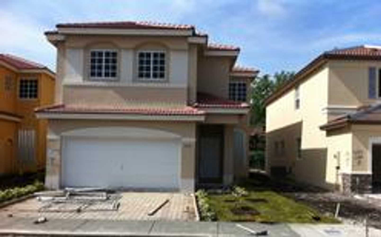 Balmoral Estates, City of Doral FL 11 Single Family Homes