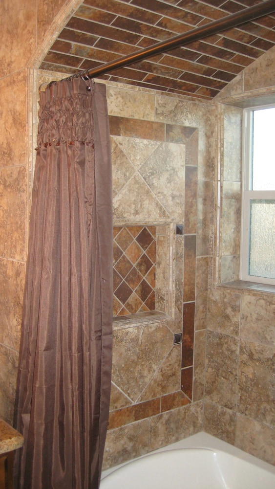 656 Old Country Rd. - Remodel