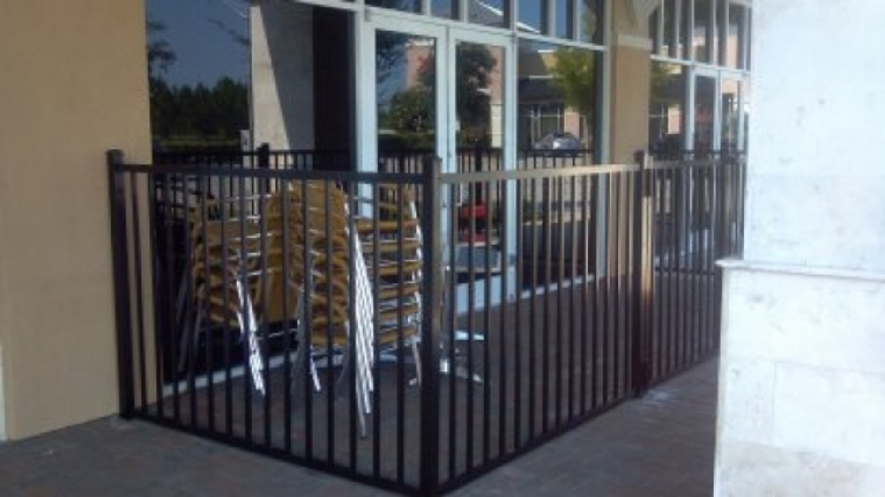 Island Girl Cigar Bar - Outdoor Patio