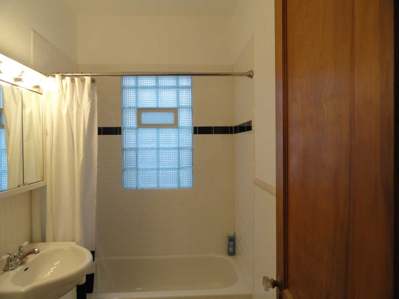 Bathroom remodel, Minnehaha Falls area, Minneapolis