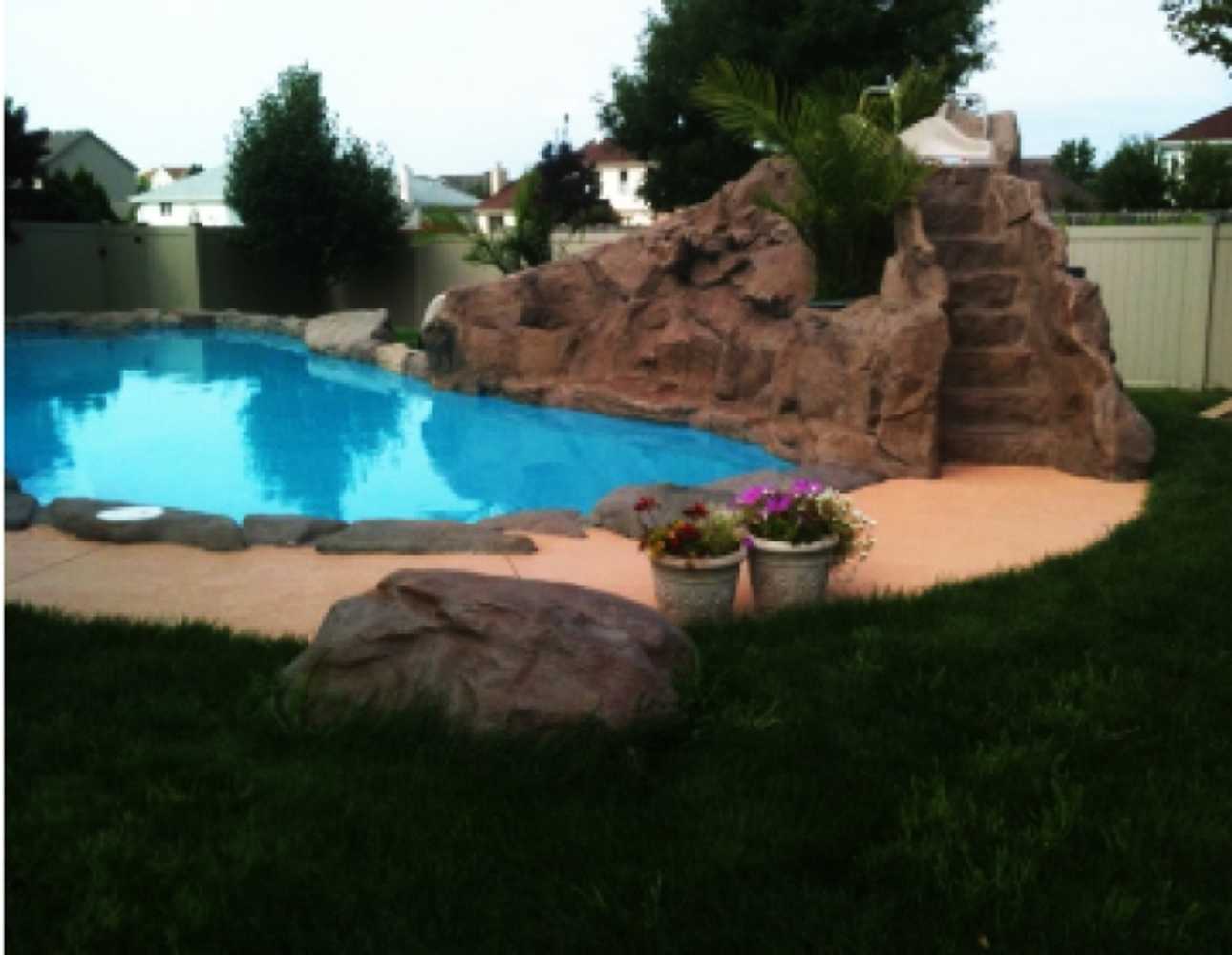 Custom Pools by Bonema Construction