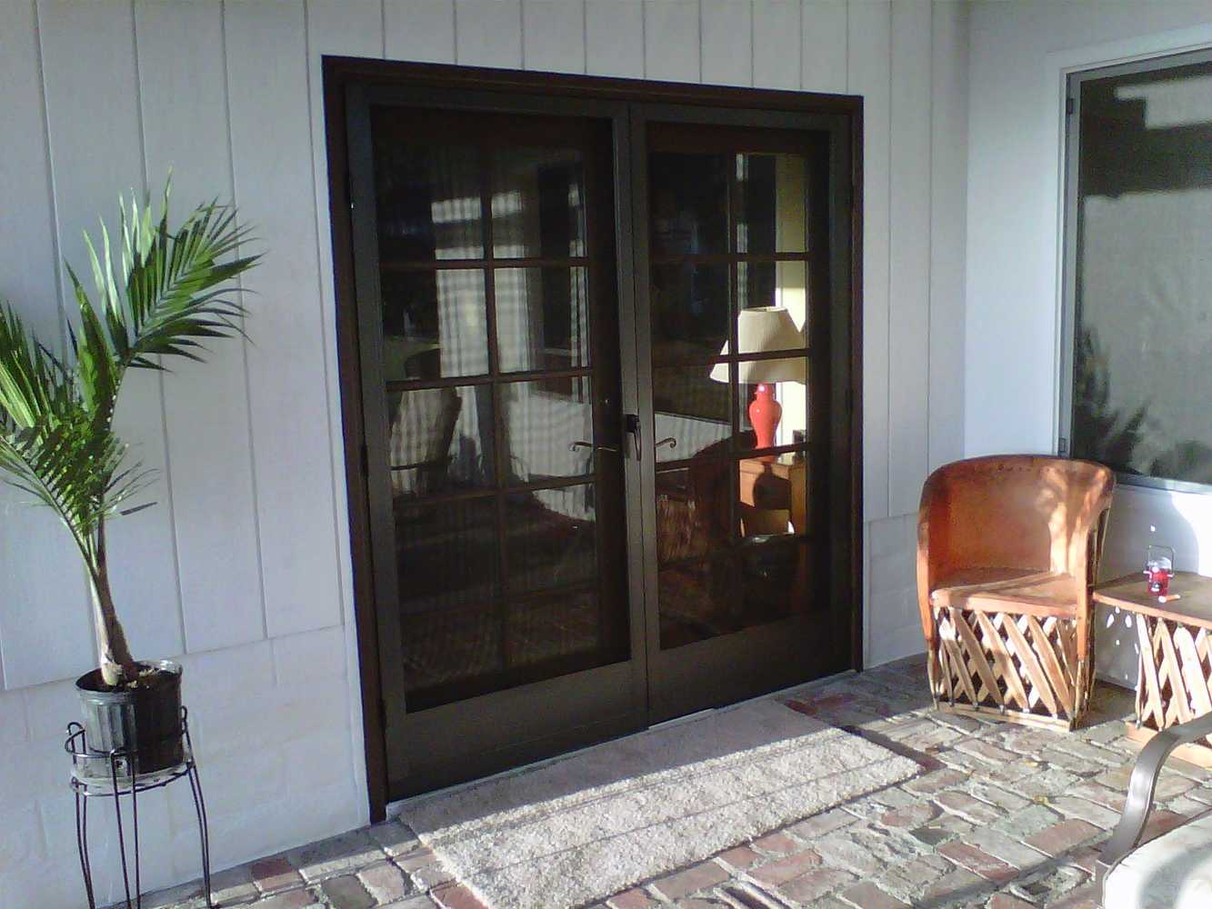 Swinging Screen Doors