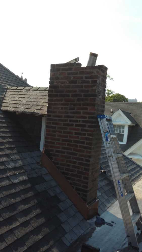 chimney rebuild with stainless stell lining aystem and locktop damper 