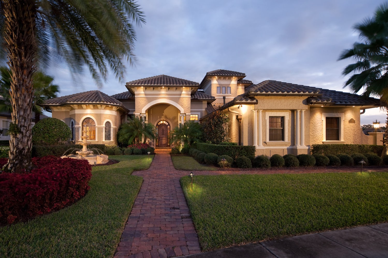 Tuscan Style Lakefront Windermere Residence