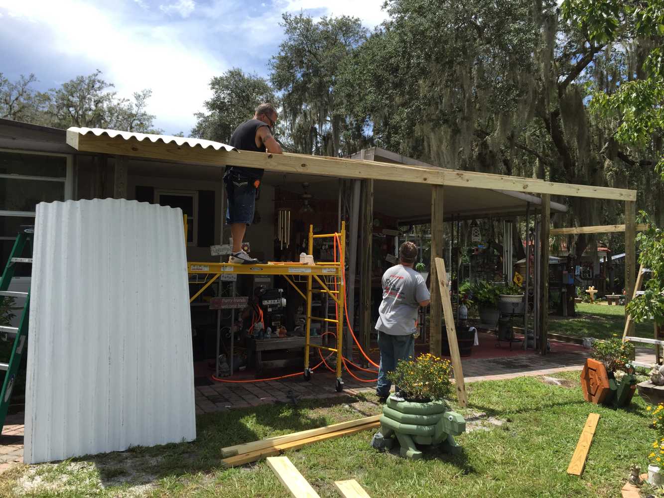 Shade Structure Christmas FL