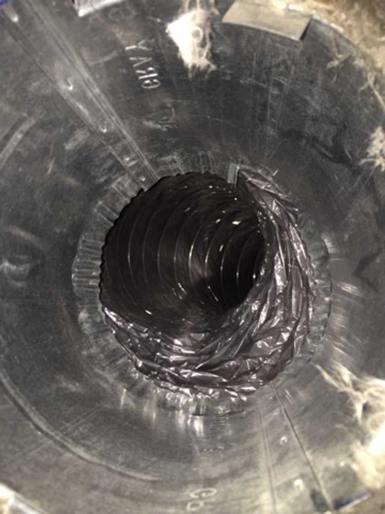 Before and After Duct Cleaning 