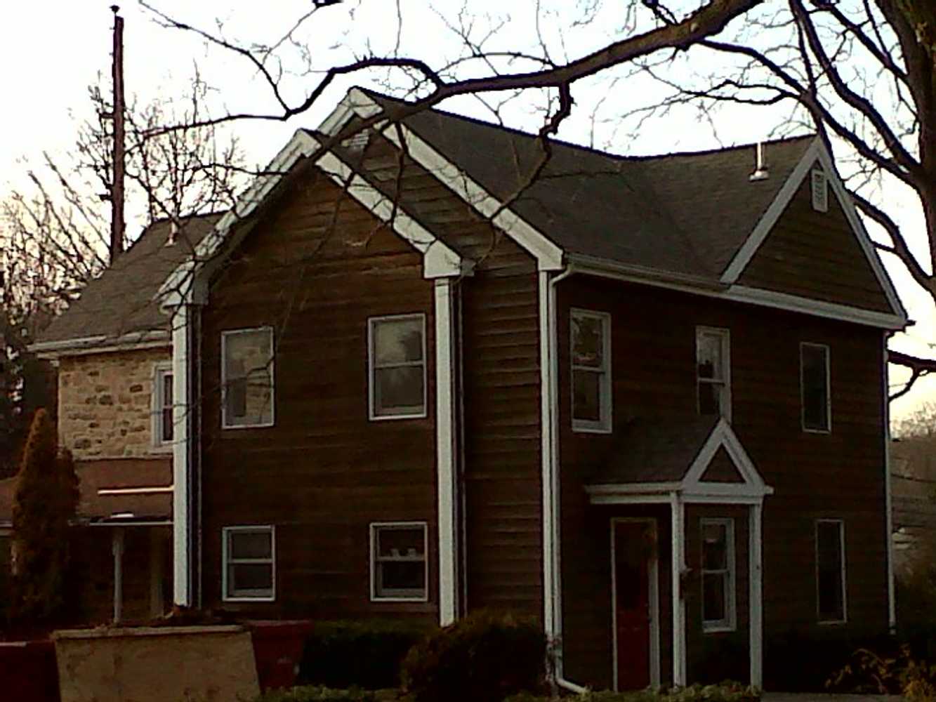 Blue Bell, PA new Architectural shingle roof and standing seam metal roof