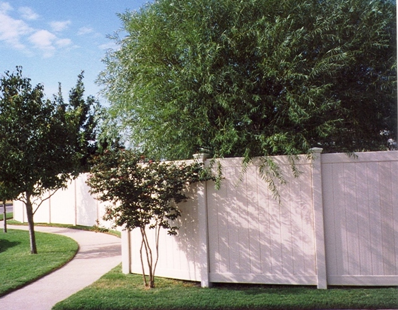 Future Outdoors Vinyl Fences