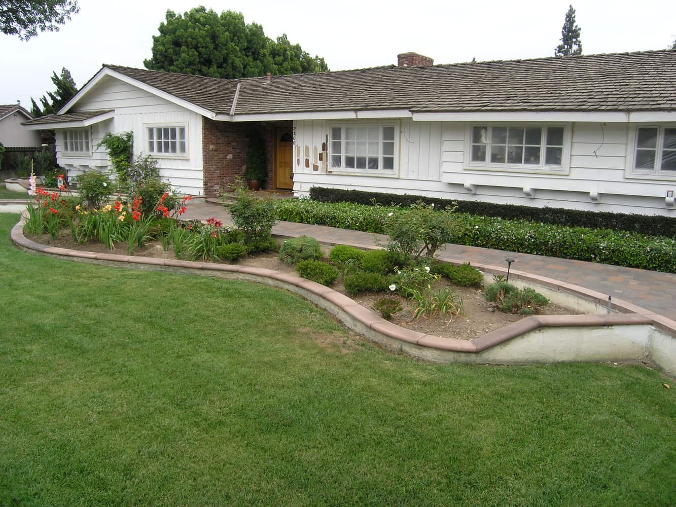 Project photos from Diamond Custom Finishes