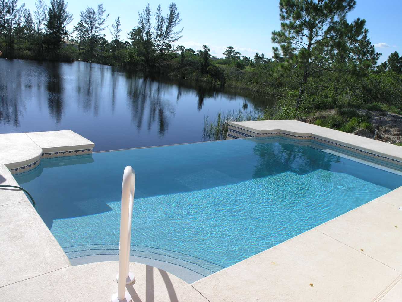 Photo(s) from Mavrick Development Inc