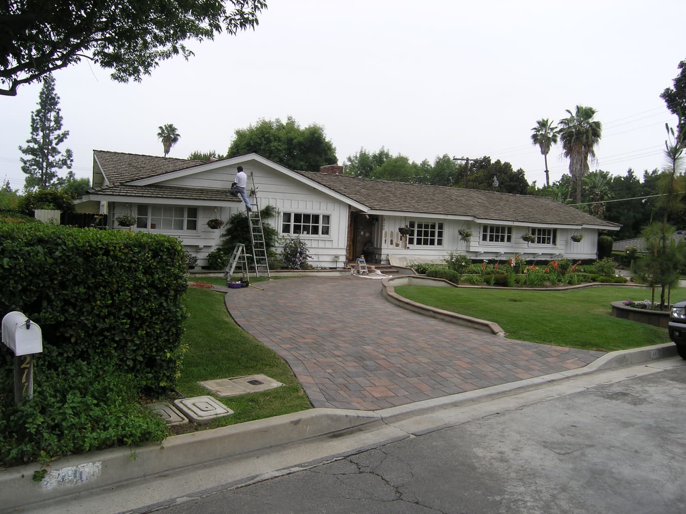 Project photos from Diamond Custom Finishes