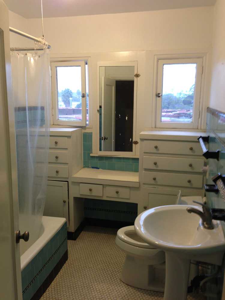 Los Angeles Bathroom Remodeling Contractors