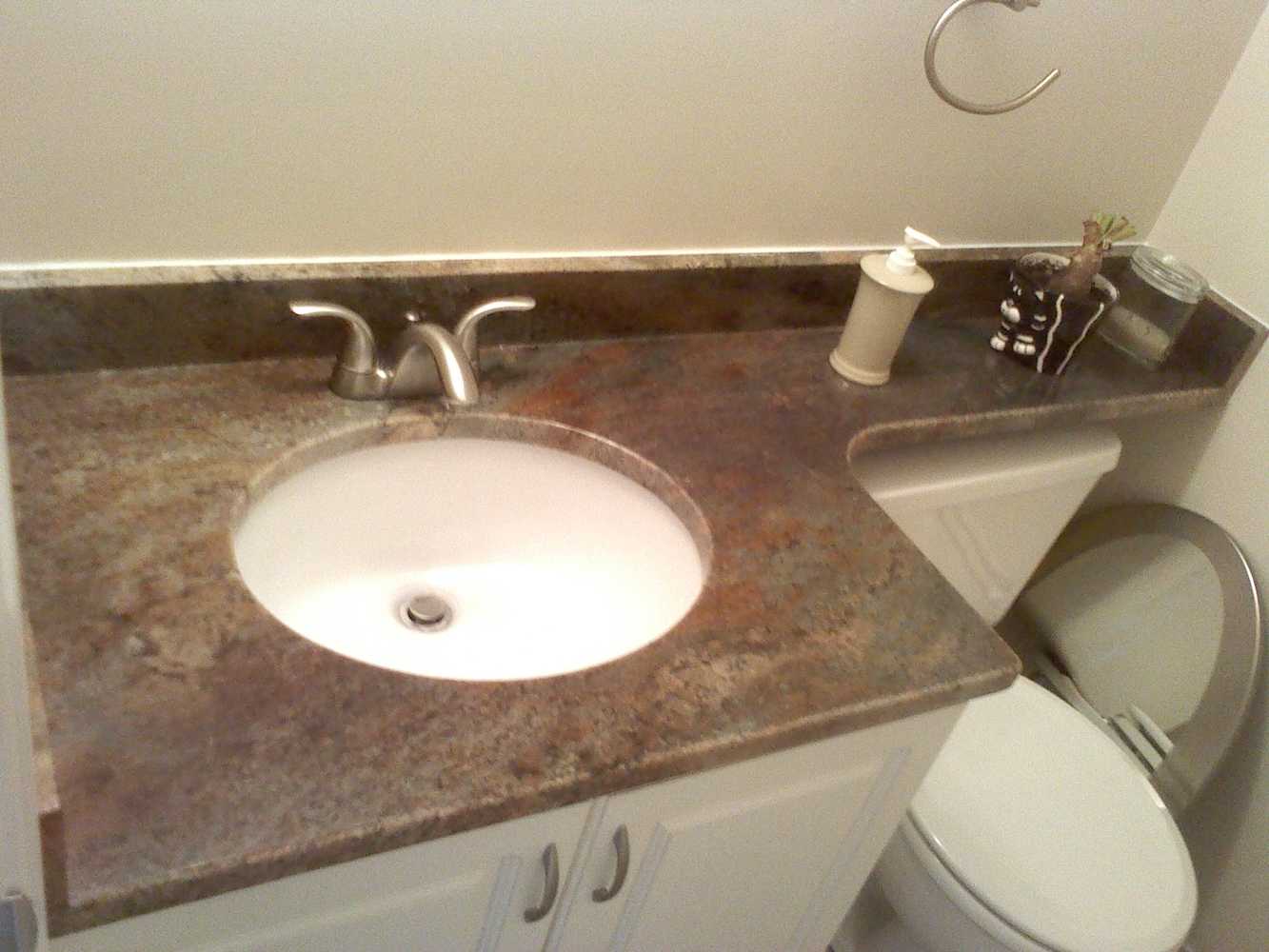 GRANITE COUNTERTOPS