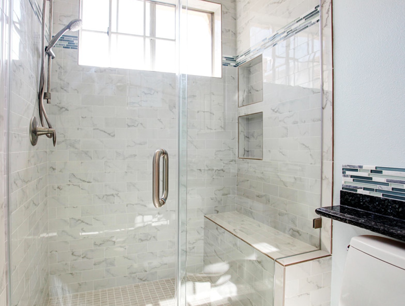 La Crescenta - Master & Guest Bathrooms