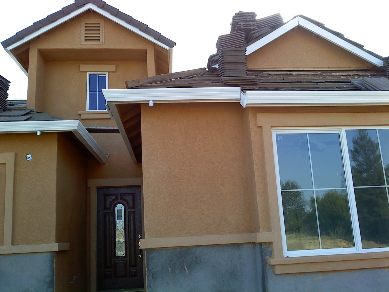 Three coat with texture