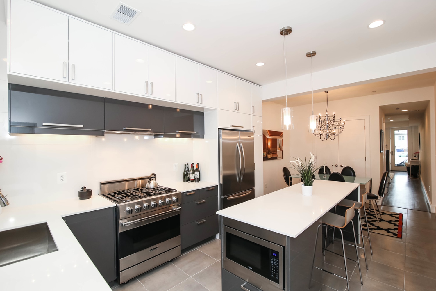 Ultra-Modern New Construction in Shaw