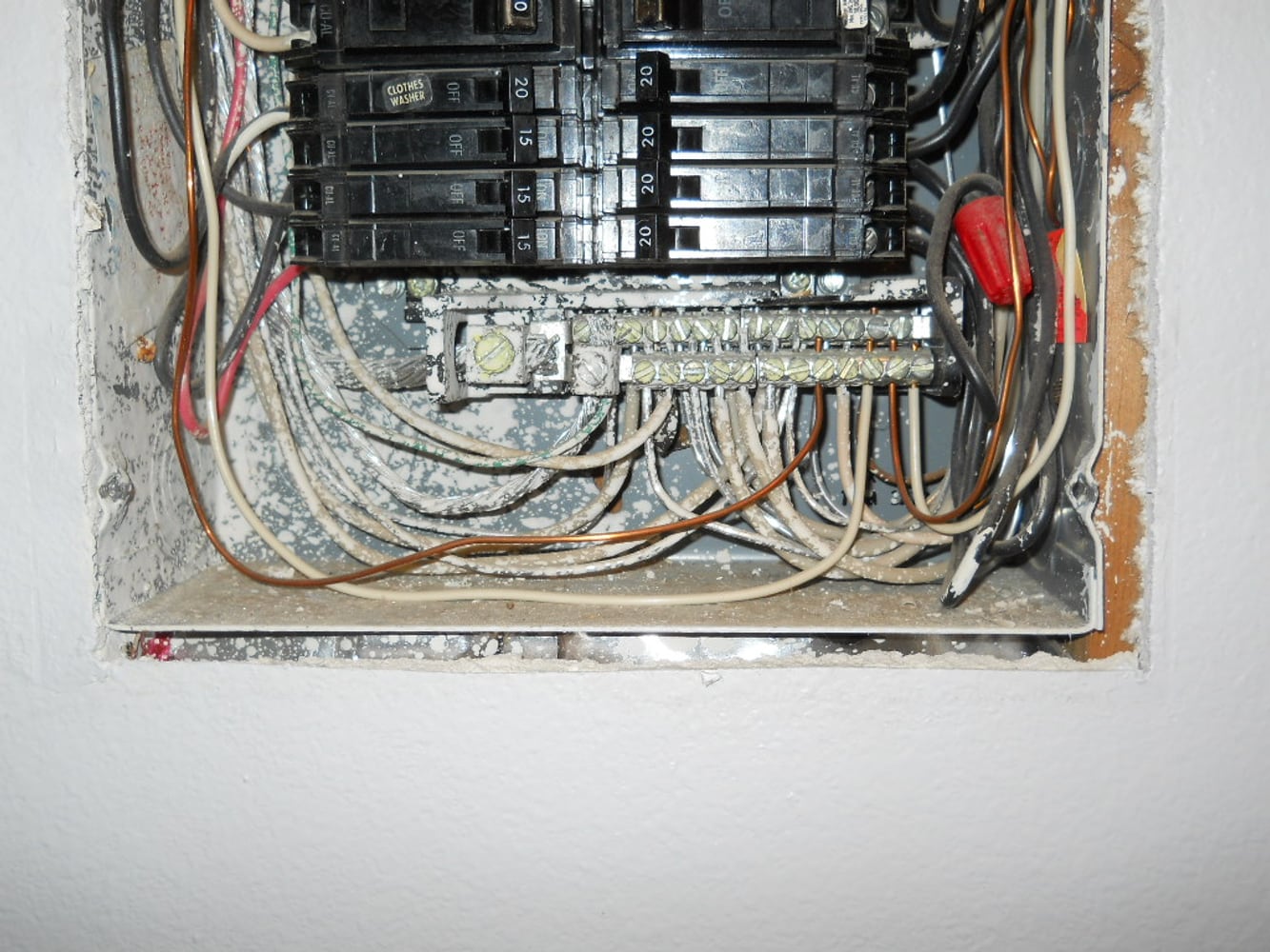 http://www.ifonlywallscouldtalk.com Project