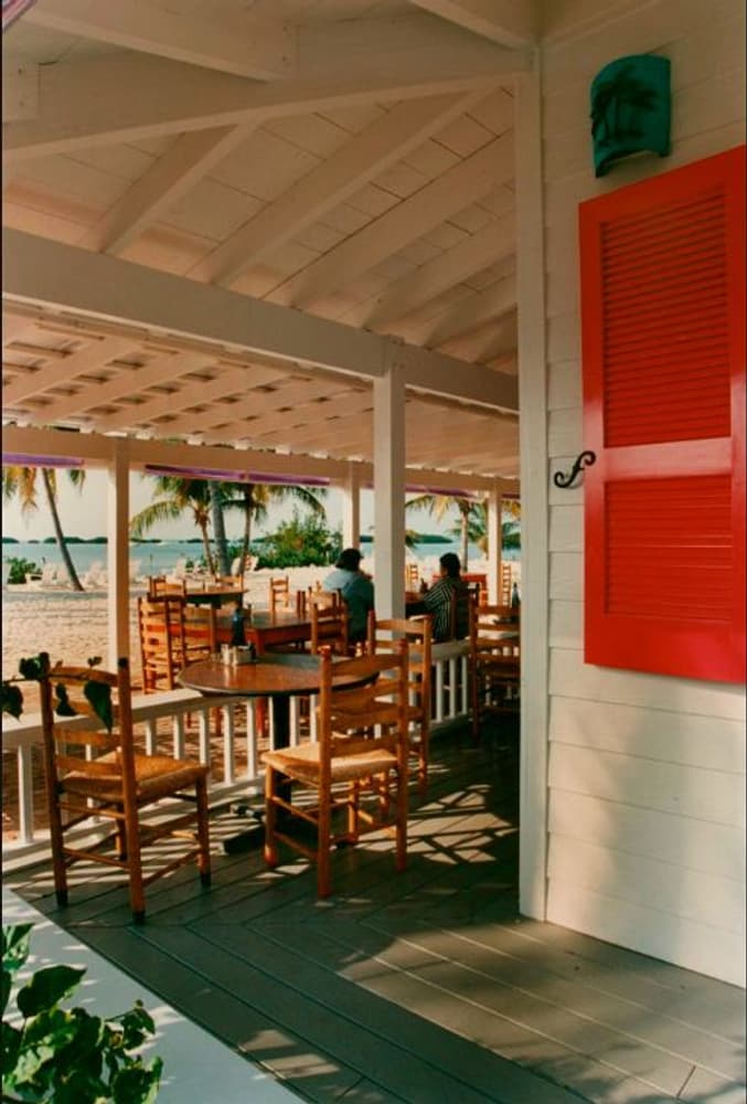 Morada Bay Beach Bar