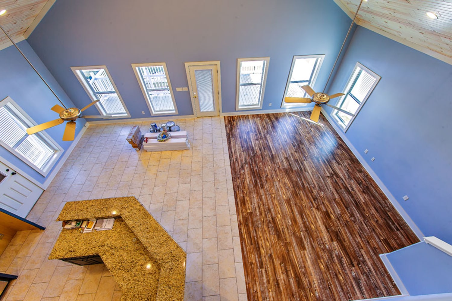 Flounder Court - Camp