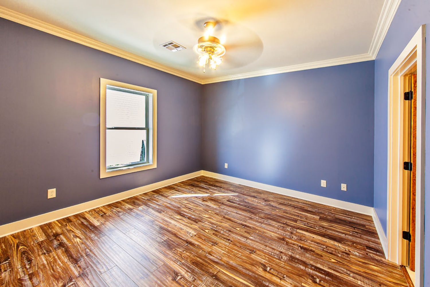 Flounder Court - Camp