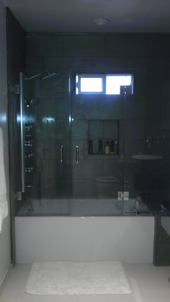 Beverly Hills Modern Bathroom