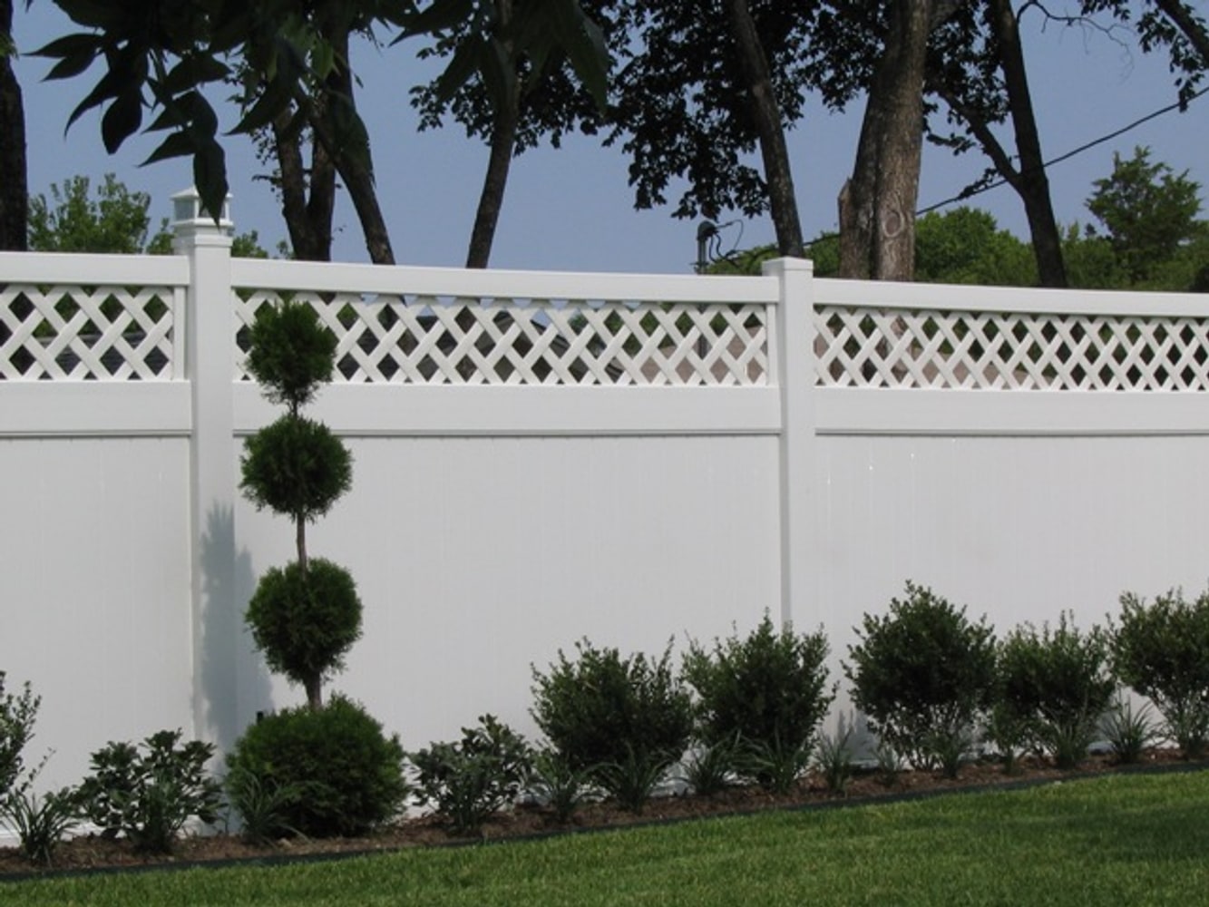 Future Outdoors Vinyl Fences