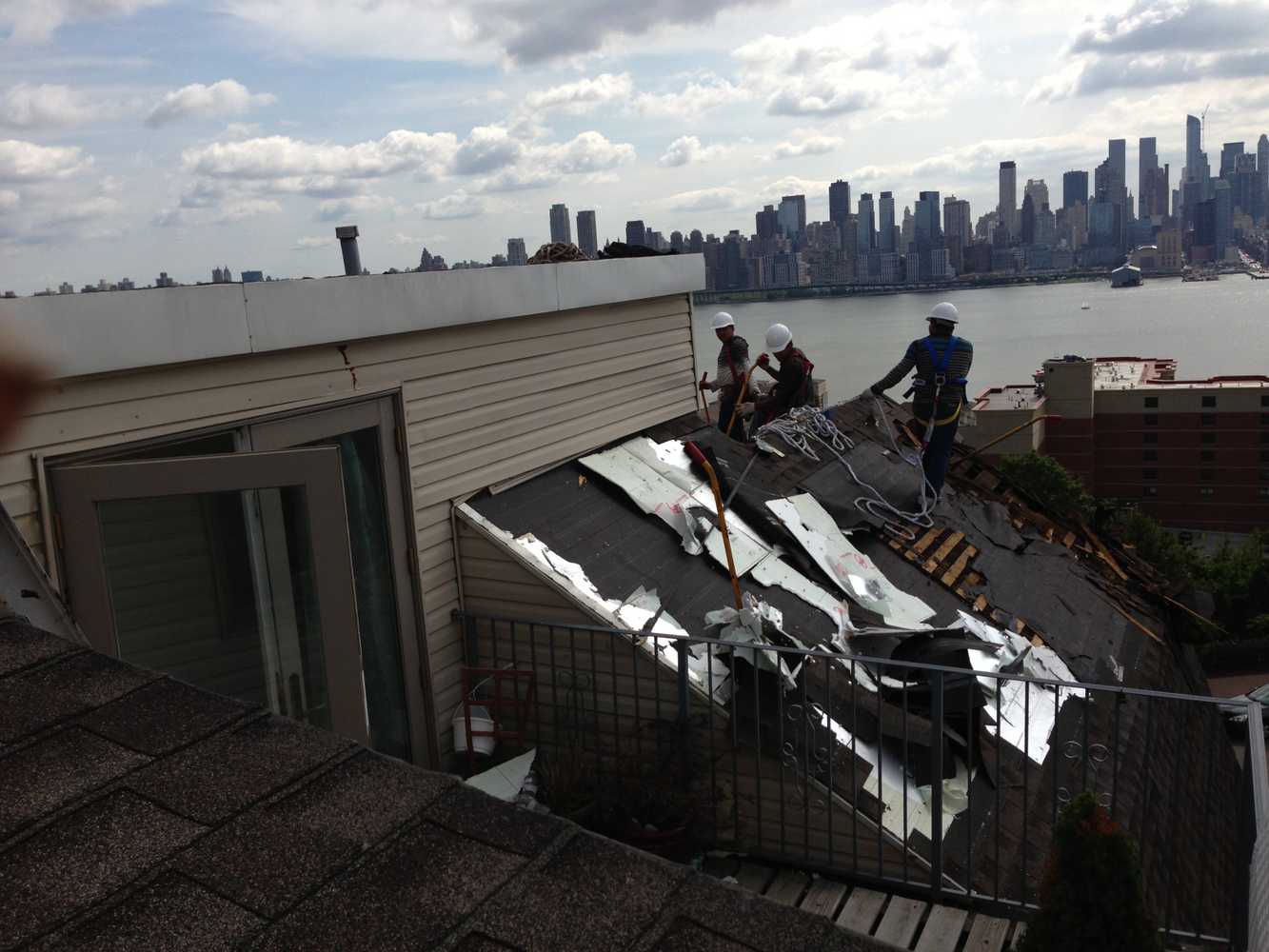 Flat roofing repair services