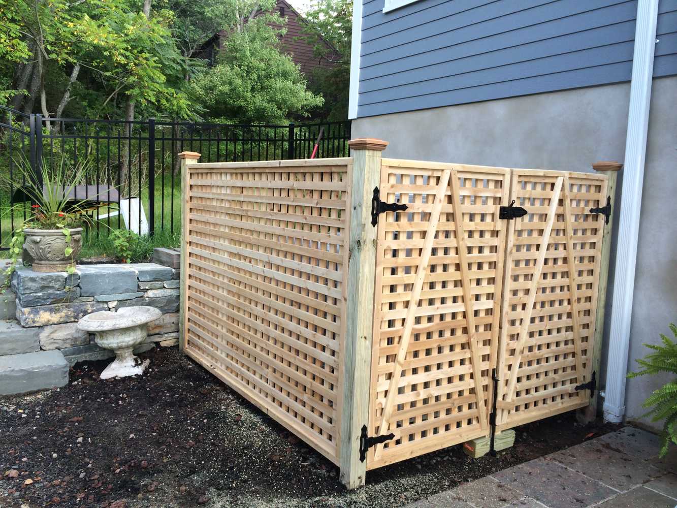 Salerno Fence Installations and Ideas