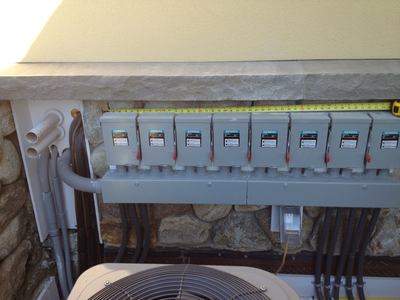 Photo(s) from Deveau Electric