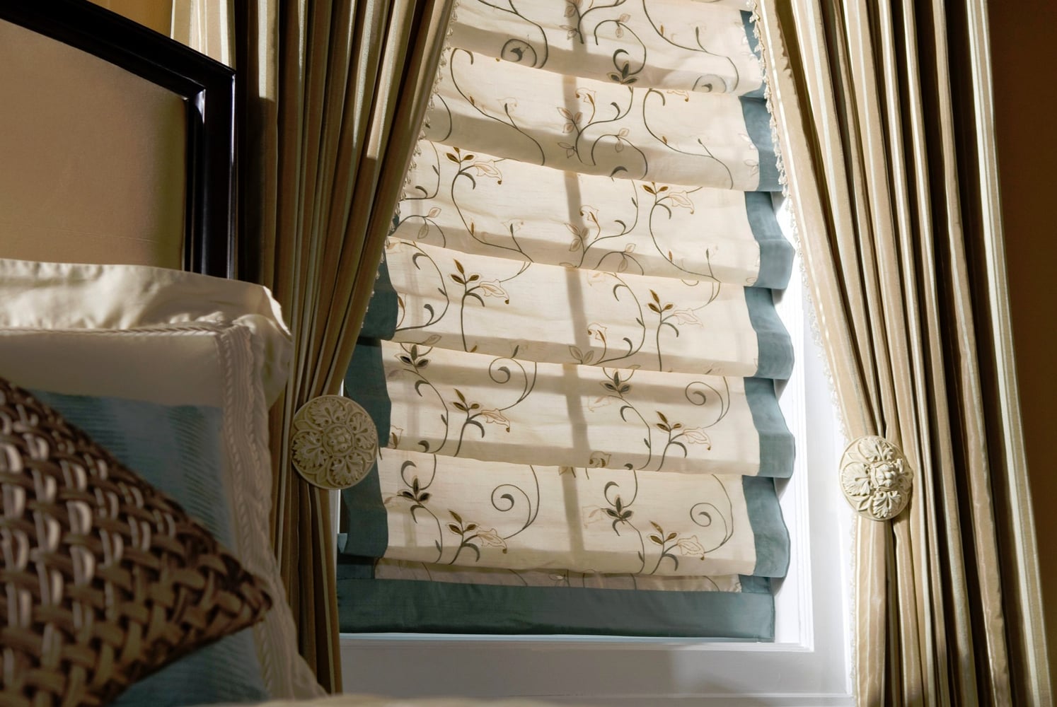 Photo(s) from The Picture Window, Inc.