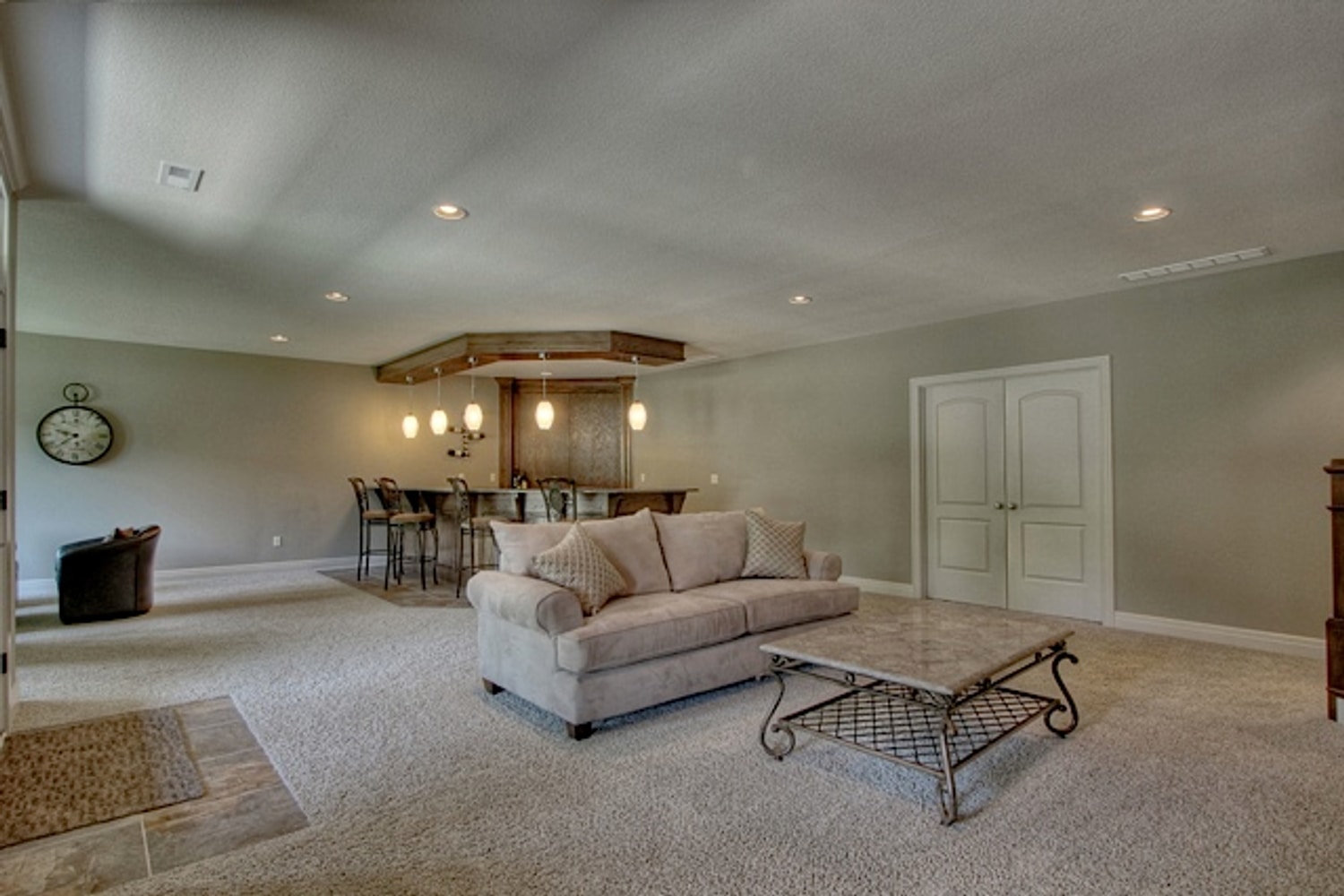 Bellagio Reverse w/ Side Entry