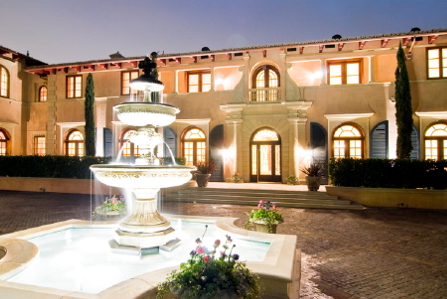 Photo(s) from Elan Electric Inc.