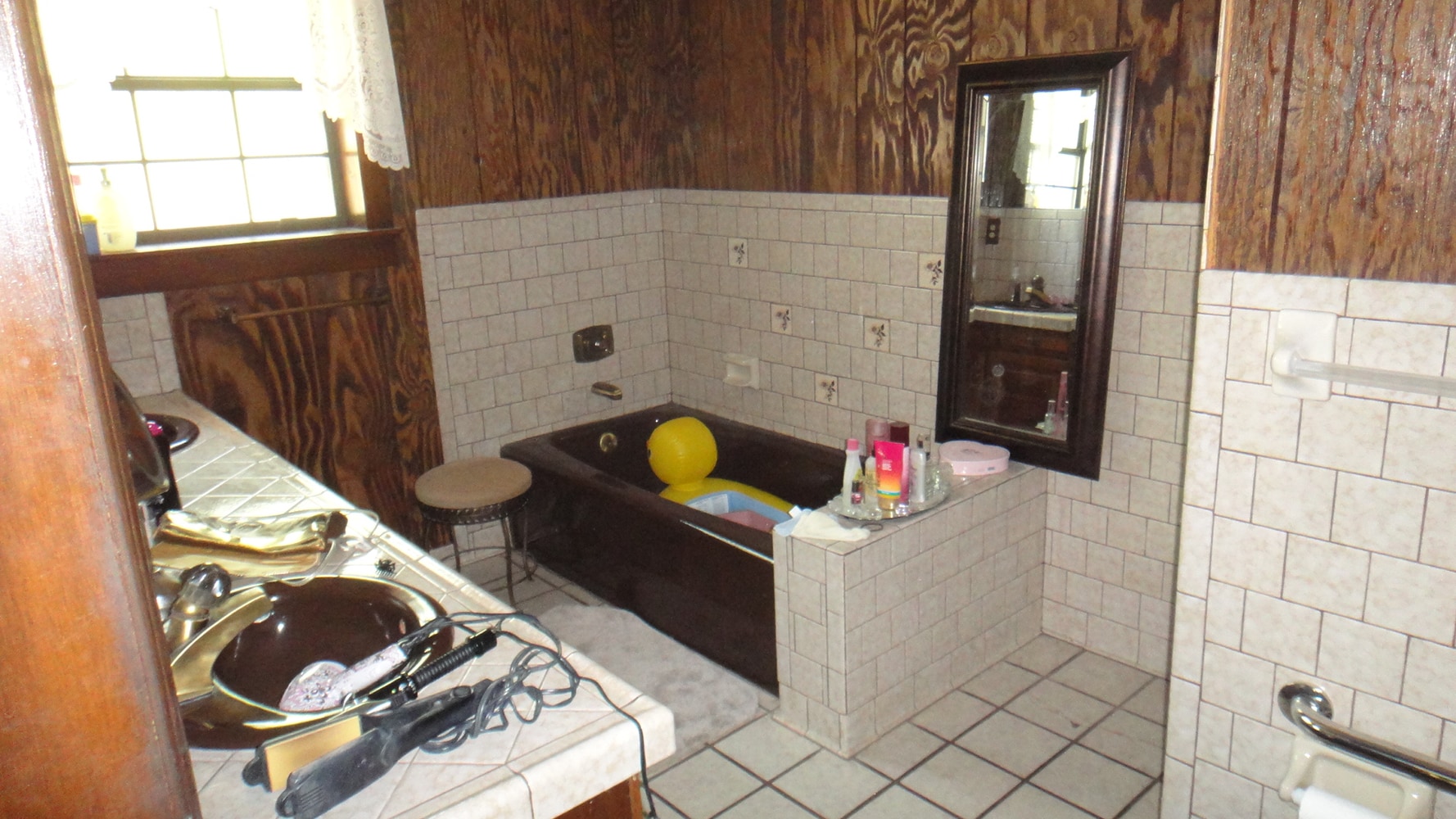 656 Old Country Rd. - Remodel