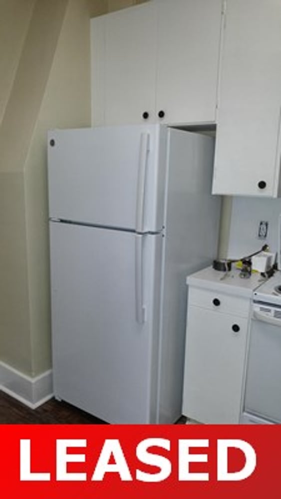 Rental Home - 2 Bedroom Tri-Plex Building in Ballard