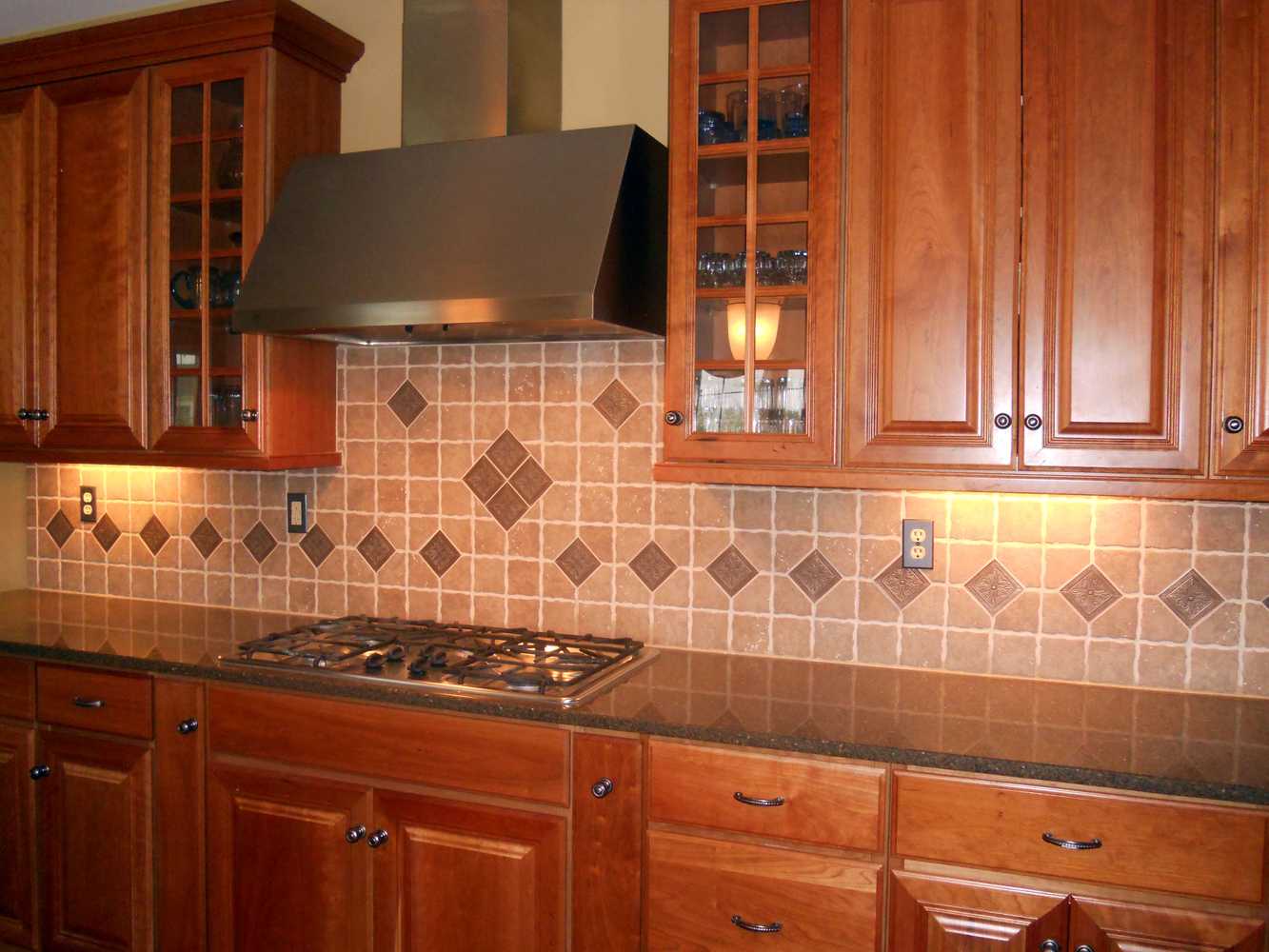 Kitchen Tile Backsplash