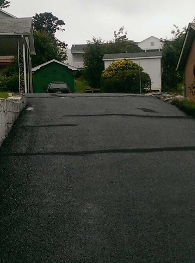 Photo(s) from Henry's Paving And Seal Coating