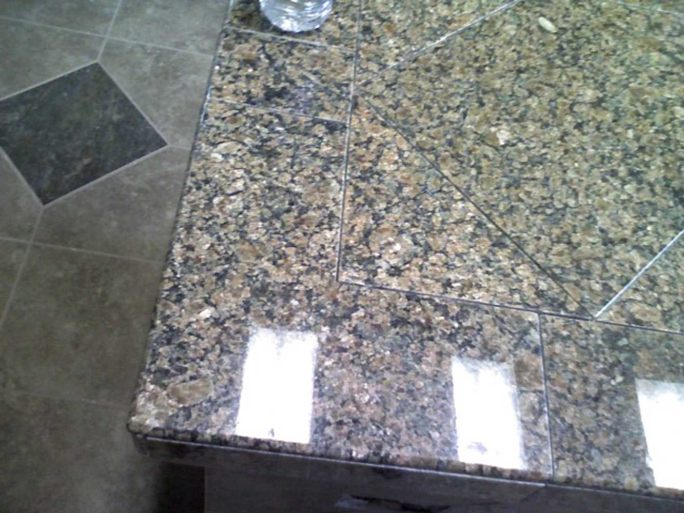 Othello Kitchen Granite/Porcelain Tile Work