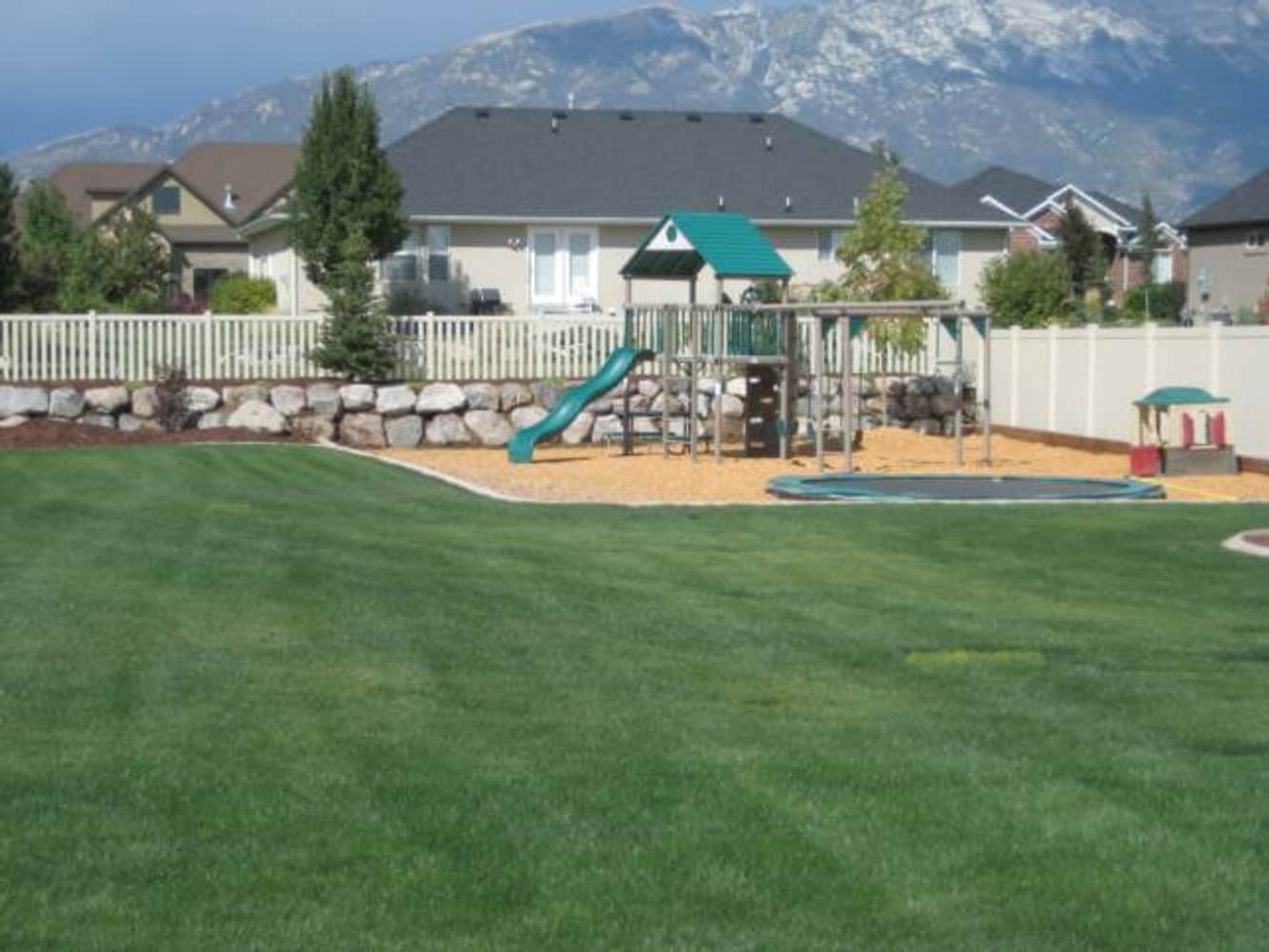 Photo(s) from Rockwell Pointe Inc