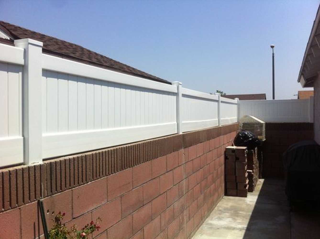 Photo(s) from Vinyl smart fencing inc 