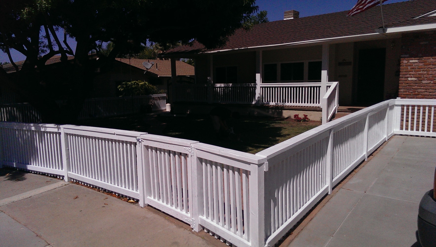 Photo(s) from L E Fence