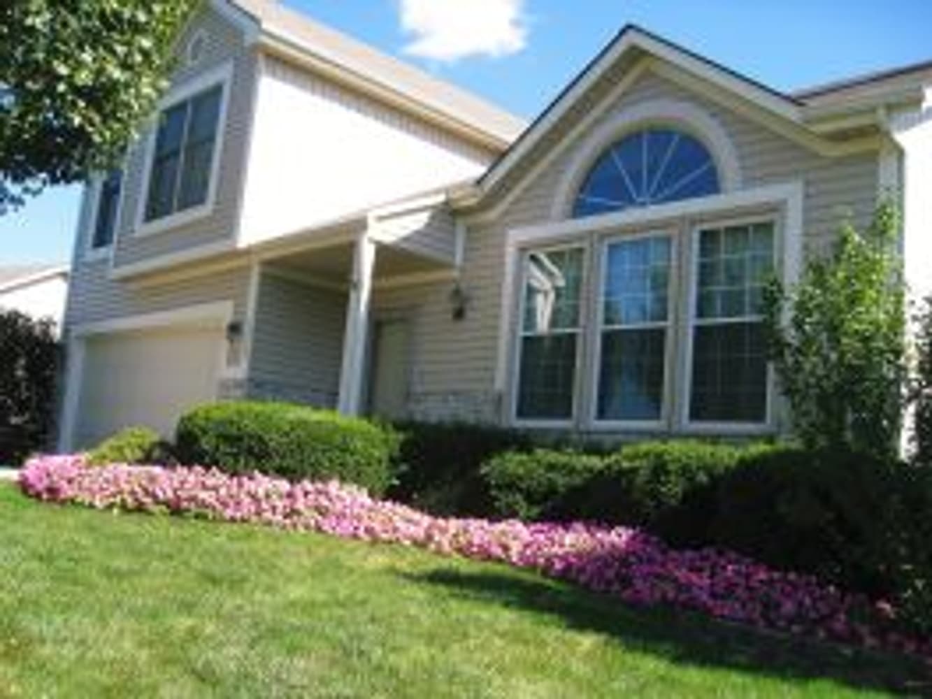 Custom Siding & Window Solutions LLC