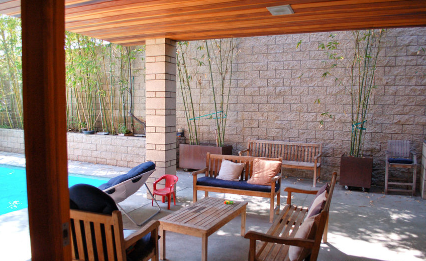 1661 Elevado St. Los Angeles, CA 90026