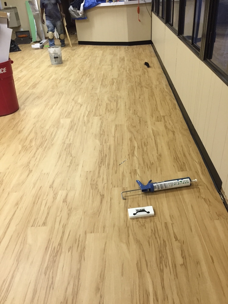 Hals Carpet & Vinyl Project