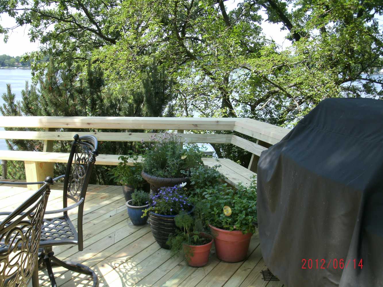 Lakeside Deck with Unlimited Seating and Views