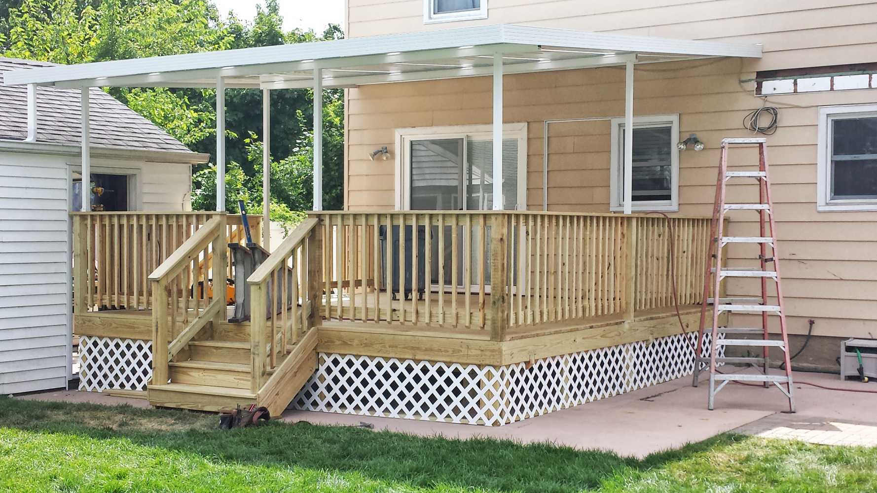 Decks from Li Decks And Remodeling Ltd