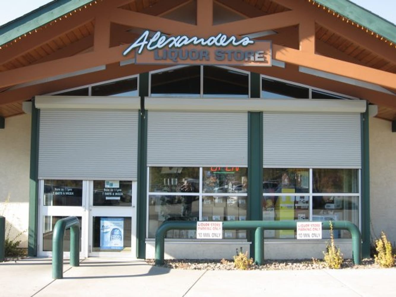 Projects by Sound Shade And Shutter